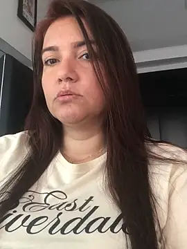 sweetdulcexxx online show from April 15, 2026, 2:43 pm