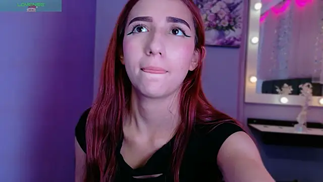 Snapshot of NataliaPrada_s chatting on December 19, 2025, 5:15 pm NataliaPrada s online show from December 19, 2025, 5:15 pm