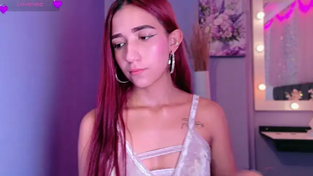 Snapshot of NataliaPrada_s chatting on December 4, 2025, 3:44 pm NataliaPrada s online show from December 4, 2025, 3:44 pm