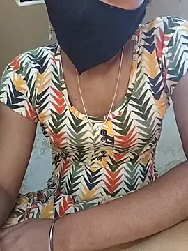 Snapshot of ranisanthutelugu chatting on November 25, 2025, 8:14 am ranisanthutelugu online show from November 25, 2025, 8:14 am