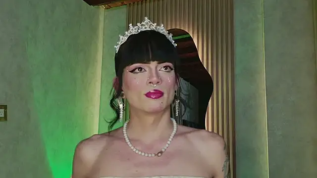 Taurito    online show from December 17, 2025, 1:43 am