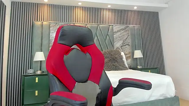 Michael blue online show from September 19, 2025, 7:51 pm