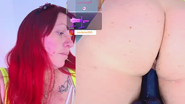 carolinhe  online show from November 9, 2025, 2:43 pm