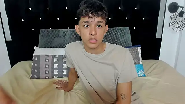 Sebas cat online show from November 29, 2025, 9:15 pm