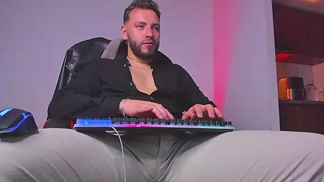 DIMITRI MASTEER online show from February 24, 2026, 4:35 am