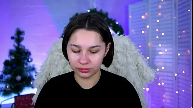 KimClarks  online show from January 15, 2026, 11:46 am