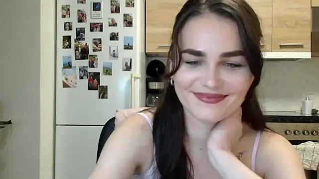 Snapshot of Silviaa_a chatting on December 1, 2025, 8:10 pm Silviaa a online show from December 1, 2025, 8:10 pm