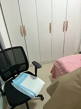 Snapshot of Asia-bb chatting on December 23, 2025, 7:29 am Asia-bb online show from December 23, 2025, 7:29 am