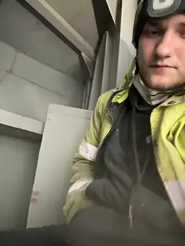 Snapshot of egor7777yd chatting on October 20, 2025, 3:12 pm egor7777yd online show from October 20, 2025, 3:12 pm