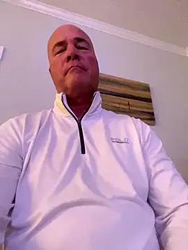 Snapshot of cyclone1212 chatting on January 19, 2026, 10:19 am cyclone1212 online show from January 19, 2026, 10:19 am