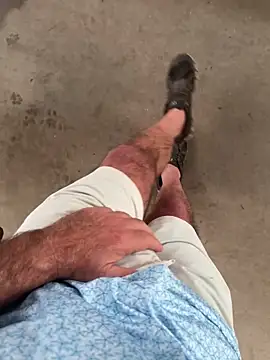 Snapshot of cyclone1212 chatting on February 21, 2026, 12:07 pm cyclone1212 online show from February 21, 2026, 12:07 pm