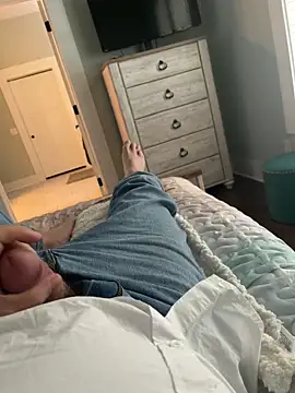 Snapshot of cyclone1212 chatting on February 1, 2026, 3:21 pm cyclone1212 online show from February 1, 2026, 3:21 pm