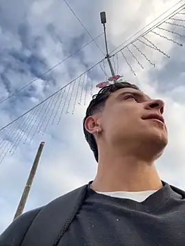 Snapshot of MR_MUSCLE chatting on November 25, 2025, 11:32 am MR MUSCLE online show from November 25, 2025, 11:32 am