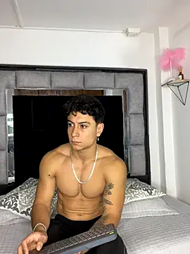 Snapshot of MR_MUSCLE chatting on November 28, 2025, 11:54 am MR MUSCLE online show from November 28, 2025, 11:54 am