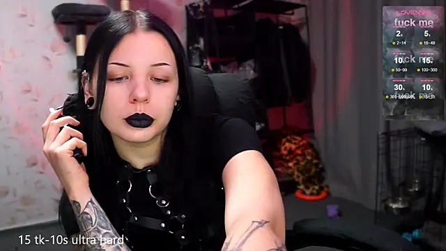 Snapshot of lera_smith chatting on February 8, 2026, 10:18 pm lera smith online show from February 8, 2026, 10:18 pm