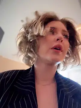 KellyKeler online show from March 15, 2026, 10:55 am