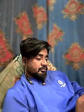 Munny6677 online show from November 6, 2025, 8:02 pm