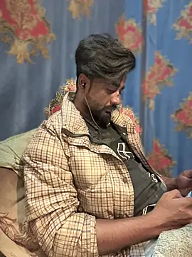 Munny6677 online show from November 9, 2025, 7:07 pm