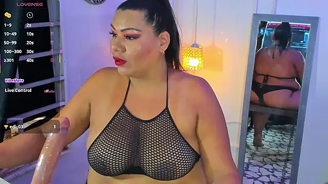 bigboobs violeta online show from March 9, 2026, 8:45 pm
