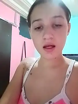 Arii collins1 online show from November 1, 2025, 5:18 pm