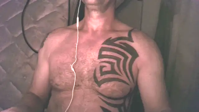 Snapshot of Yournaughty chatting on June 17, 2026, 5:40 am Yournaughty online show from June 17, 2026, 5:40 am