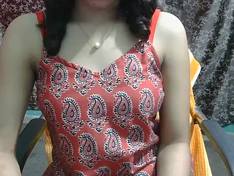 Snapshot of lovely_soniya chatting on August 9, 2026, 5:57 am lovely soniya online show from August 9, 2026, 5:57 am