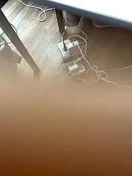 Azyrrgg online show from October 29, 2025, 6:12 am