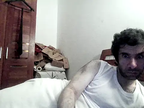 Snapshot of FistNowAD chatting on February 1, 2026, 10:13 am FistNowAD online show from February 1, 2026, 10:13 am