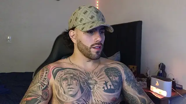 Snapshot of Ades_Lowe chatting on February 7, 2026, 7:05 am Ades Lowe online show from February 7, 2026, 7:05 am