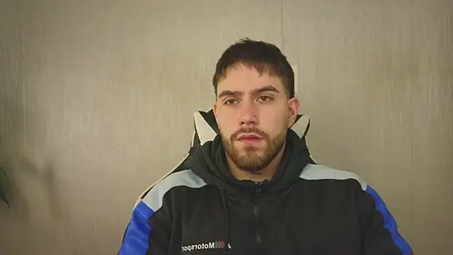 Snapshot of Ades_Lowe chatting on October 28, 2025, 12:04 pm Ades Lowe online show from October 28, 2025, 12:04 pm