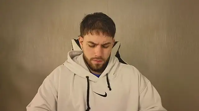 Snapshot of Ades_Lowe chatting on November 7, 2025, 11:37 am Ades Lowe online show from November 7, 2025, 11:37 am