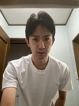 yuma0815 online show from November 1, 2025, 9:03 am