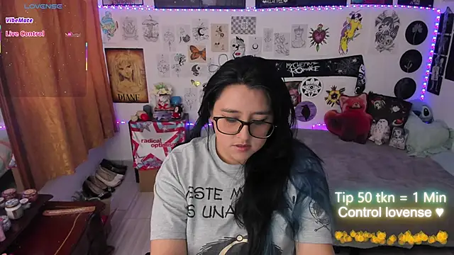 Cherry blush  online show from April 13, 2026, 10:47 pm