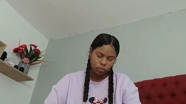 Snapshot of keyla_mejia chatting on May 4, 2026, 11:57 am keyla mejia online show from May 4, 2026, 11:57 am