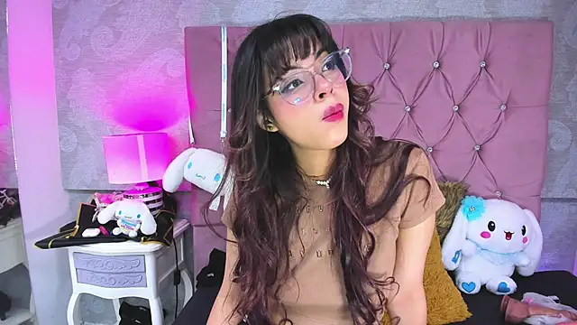 ZarahQueen online show from September 21, 2025, 12:16 am