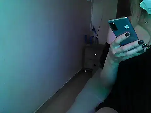 Snapshot of mrlolimirass chatting on October 10, 2025, 3:18 am mrlolimirass online show from October 10, 2025, 3:18 am