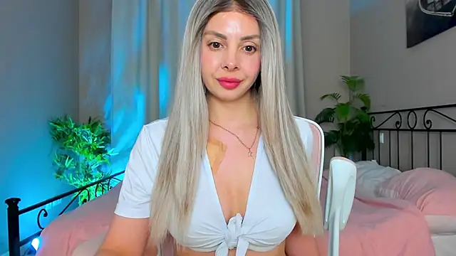 VelvetEliza online show from April 10, 2026, 8:38 pm