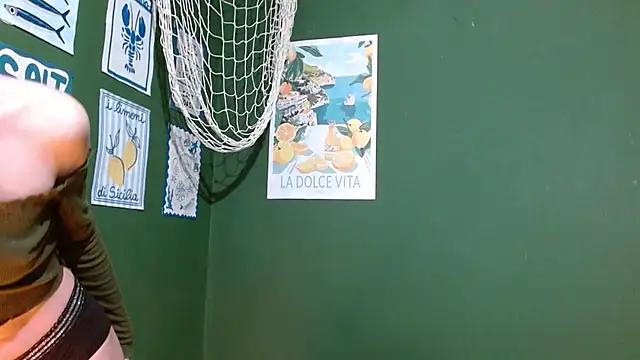 Roxiehood online show from October 2, 2025, 2:26 am