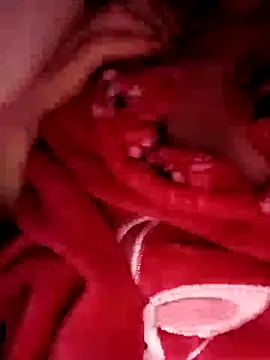 Hottiesophie online show from April 4, 2026, 12:01 pm