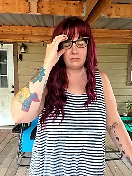 Snapshot of valeriejane chatting on October 28, 2025, 8:19 pm valeriejane online show from October 28, 2025, 8:19 pm