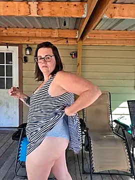 Snapshot of valeriejane chatting on October 17, 2025, 7:59 pm valeriejane online show from October 17, 2025, 7:59 pm