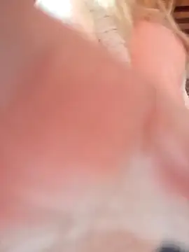 Mariam Arango online show from November 22, 2025, 5:50 am