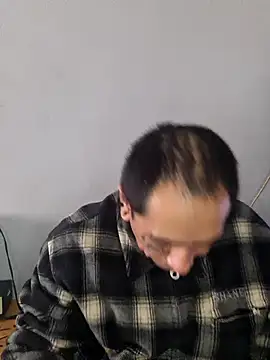 Snapshot of Joxker34 chatting on July 1, 2026, 2:17 pm Joxker34 online show from July 1, 2026, 2:17 pm