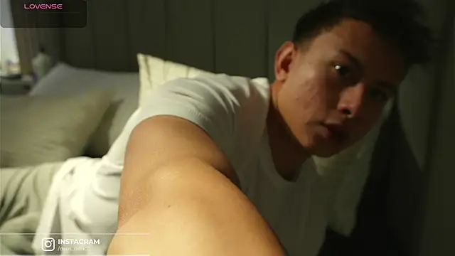 DeusbelliS online show from November 17, 2025, 6:34 pm