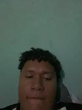 Dereckwolff online show from November 14, 2025, 1:26 pm