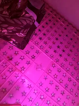 Snapshot of Villageanuty chatting on October 16, 2025, 6:27 pm Villageanuty online show from October 16, 2025, 6:27 pm