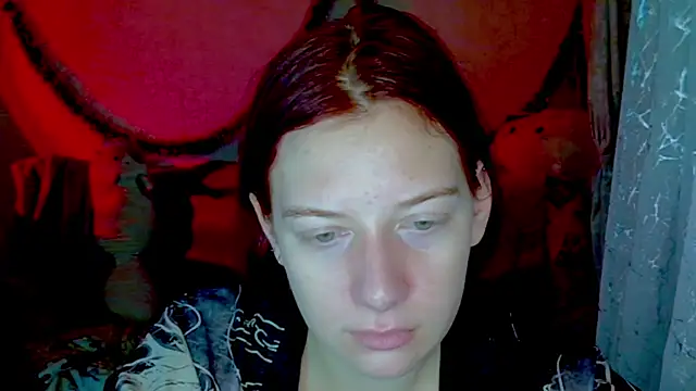 Lily Ember online show from January 7, 2026, 8:03 pm