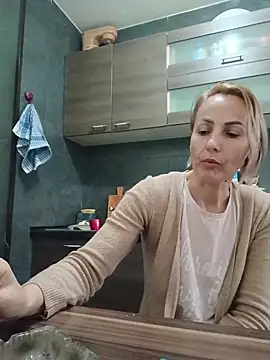 Snapshot of Aly-john1985 chatting on November 18, 2025, 7:11 am Aly-john1985 online show from November 18, 2025, 7:11 am