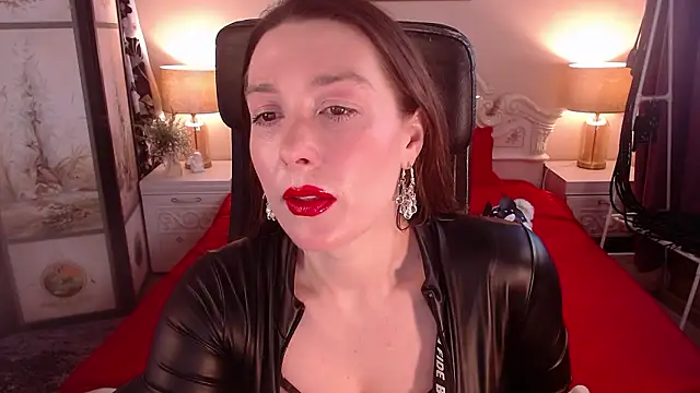 Snapshot of SofiaBimboss chatting on March 2, 2026, 5:08 am SofiaBimboss online show from March 2, 2026, 5:08 am