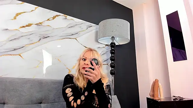 samanthajonexxx online show from October 2, 2025, 1:36 pm